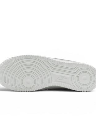 Tenis Nike W Air Force 1 07 SE IO4837 100 - Latyce