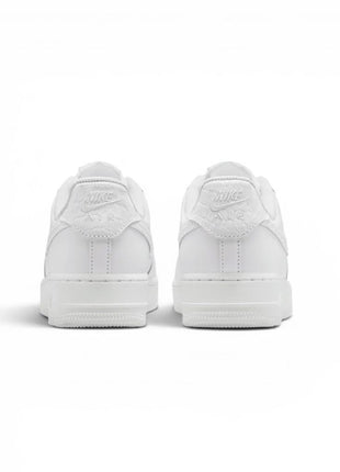 Tenis Nike W Air Force 1 07 SE IO4837 100 - Latyce