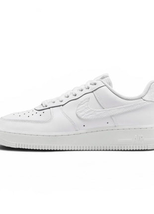 Tenis Nike W Air Force 1 07 SE IO4837 100 - Latyce