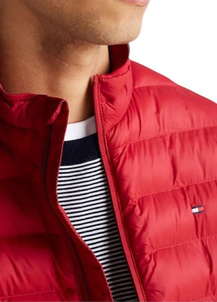 Chamarra Tommy Hilfiger Ligera - MW0MW37634 XIT - Sneakers Online